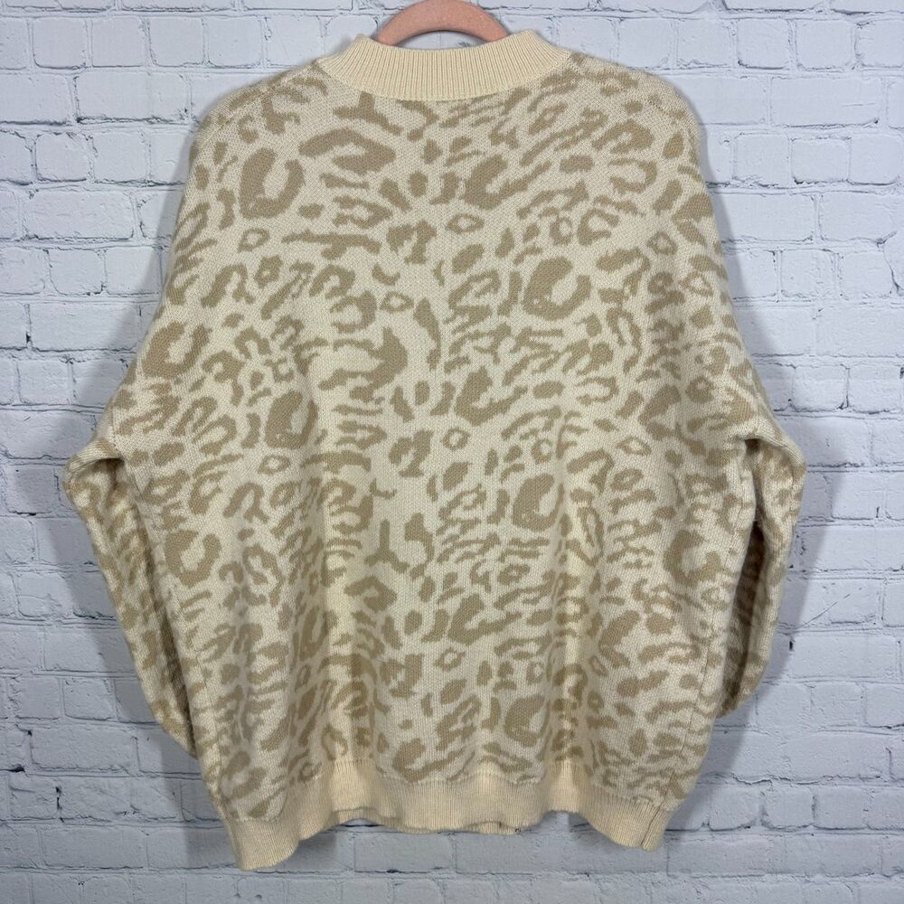 Beige Leopard Print Oversized Sweater Mediun Pullover Animal Pattern Knit Top - Picture 2 of 6